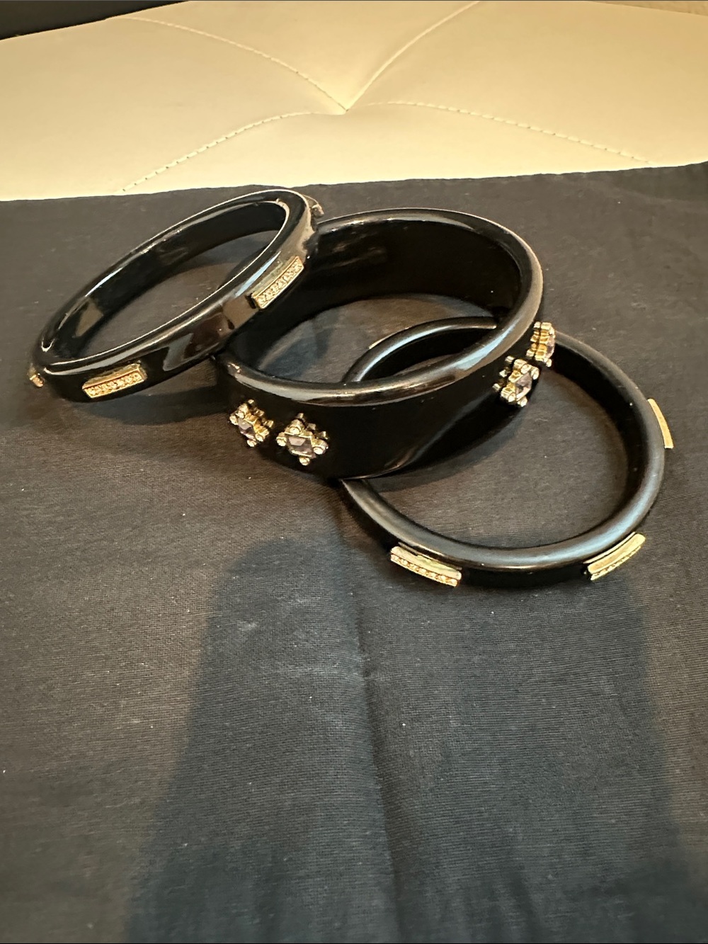Black Crystal-Detail Stackable Bangle Bracelet Set - Women Jewelry